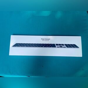Apple Magic Keyboard with Touch ID and Numeric Keypad
